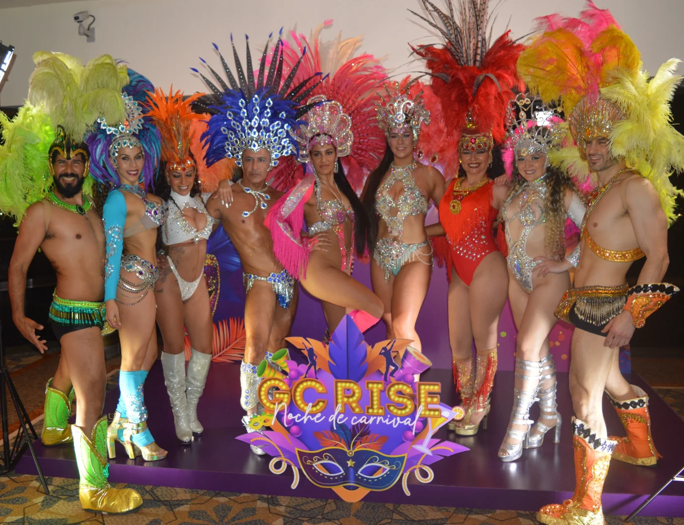 show de batucada, show brasilero, bailarinas, show musical, musicos en vivo, percusion, shows musicales, comparsa para eventos, batucadas para fiestas, bailarinas, shows privados, contratar artistas para eventos